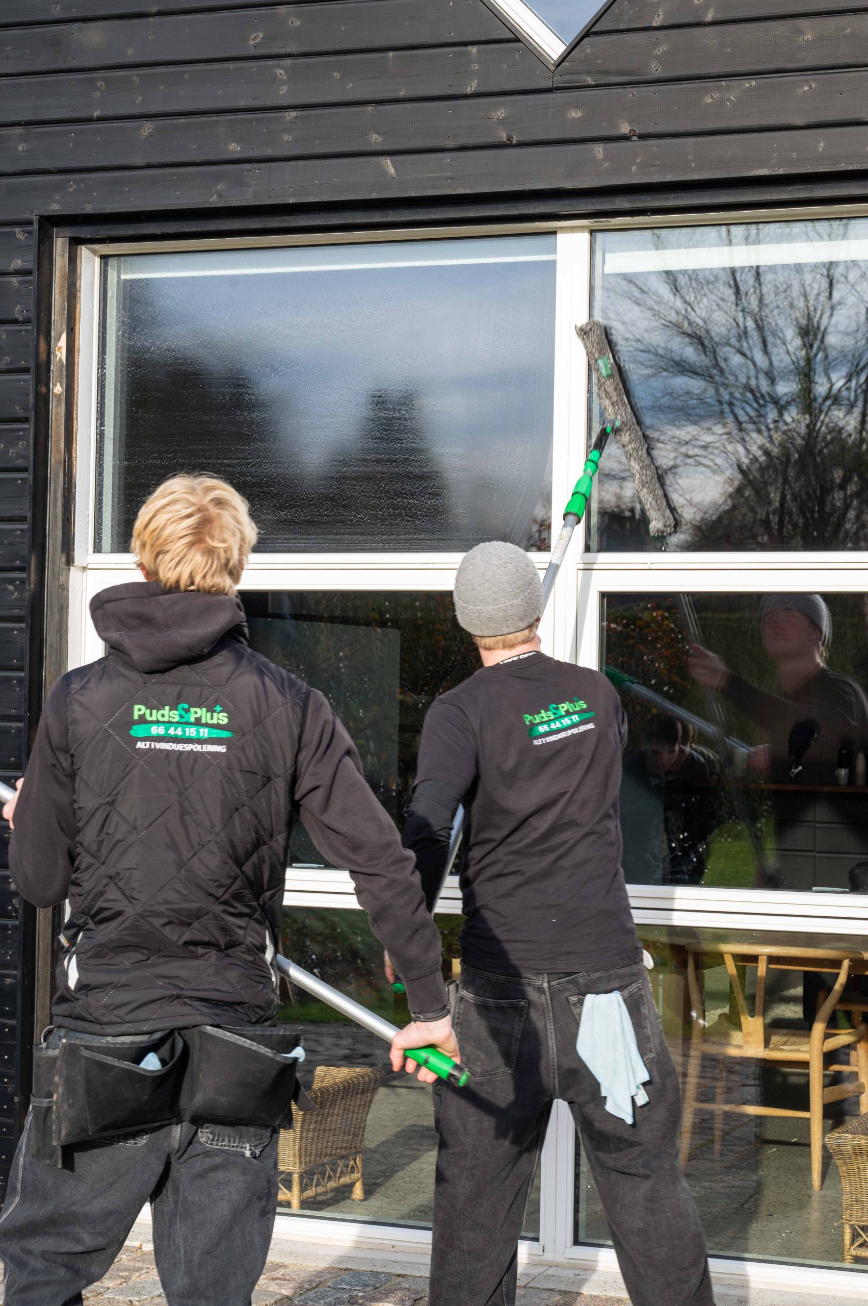 Puds og Plus i arbejde i Ålsgårde